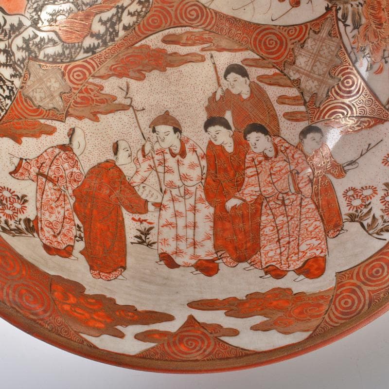 九谷焼　古九谷　赤絵金彩　窓絵　山水人物花文　三ッ組鉢　D　R6530B