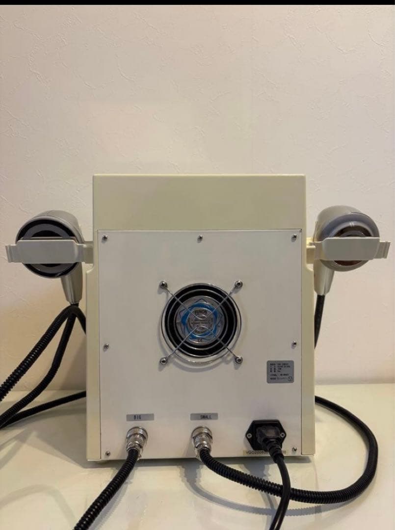 大手エステサロン導入品　業務用　キャビコンパクト　朝まで価格