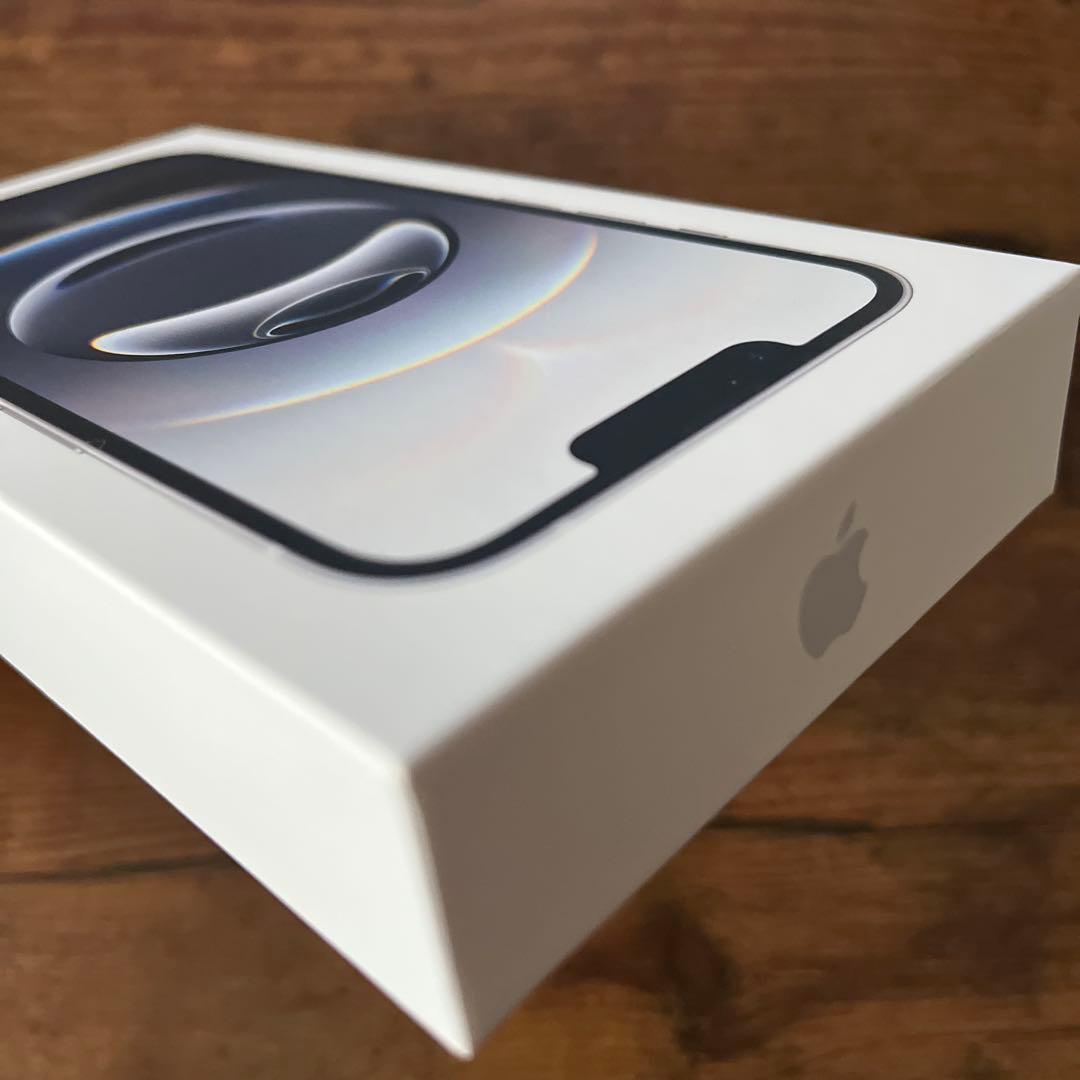 【本日限定特価】Apple iPhone16e 128GB ホワイト