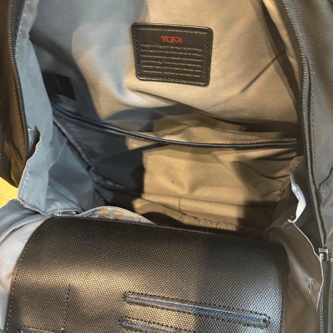 TUMI ALPHAブリーフ・パック　ビジネスバッグ ブラック