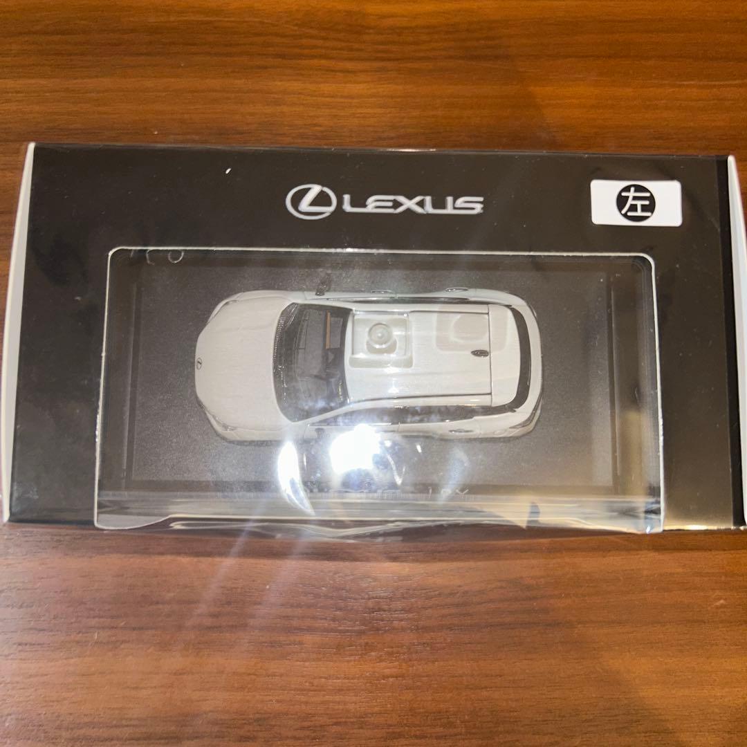 Lexus LBX ミニカー ホワイト　レクサス　京商