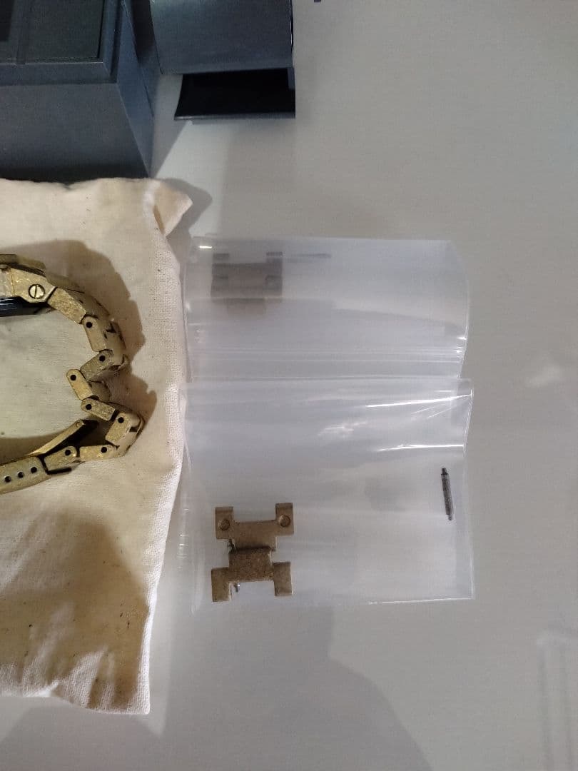 早い者勝ち❗️ほぼ新品！希少色！ ＧSHOCK40周年記念モデル！