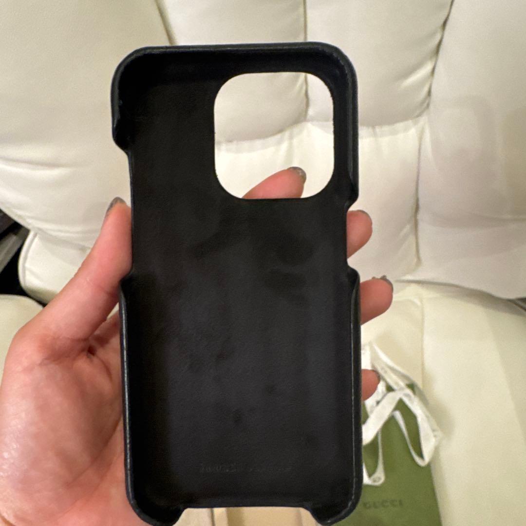 GUCCI iPhone15proケース ブラックGG柄