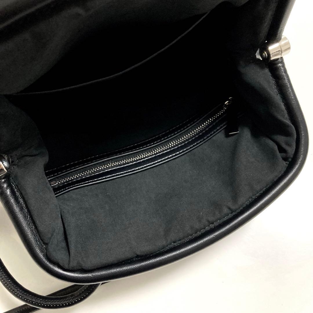 ADD CULUMN　アドカラム　パフブロッキング　がま口　ショルダーバッグ　黒