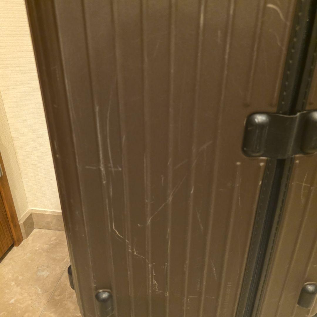 リモワRIMOWAブラウン キャリーケース 大容量 4輪