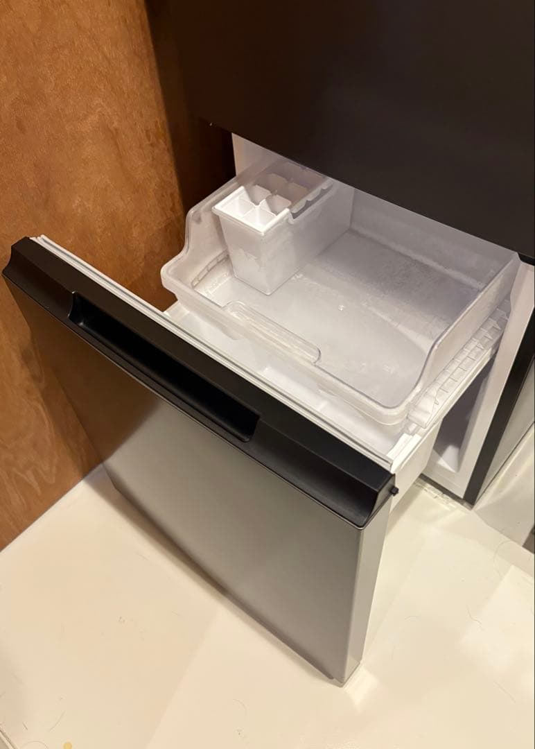 【75%off】 SHARP冷蔵庫マットダークグレーどっちもドア152L・単身