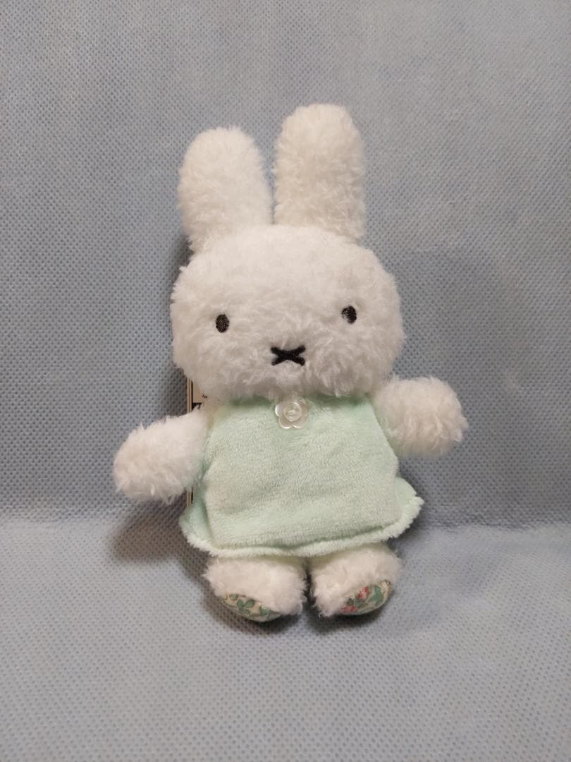 フラワーミッフィー ほわほわマスコットキーチェーン ナチュラルグリーン