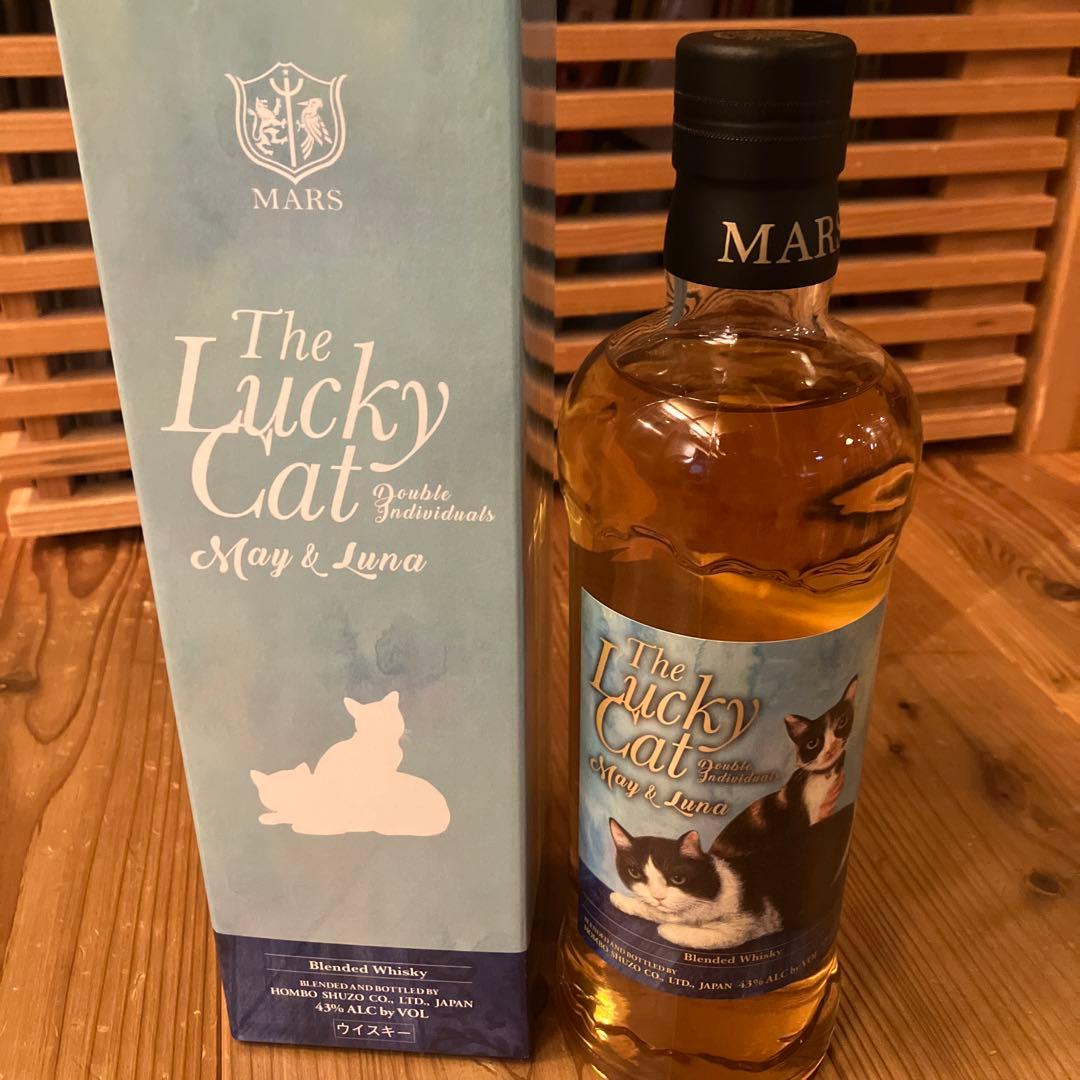 Lucky Cat May & Lunaラッキーキャットメイアンドルナ