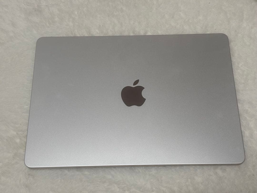 MacBook本体 2022 M2 MacBook air 13inch 256G 16G