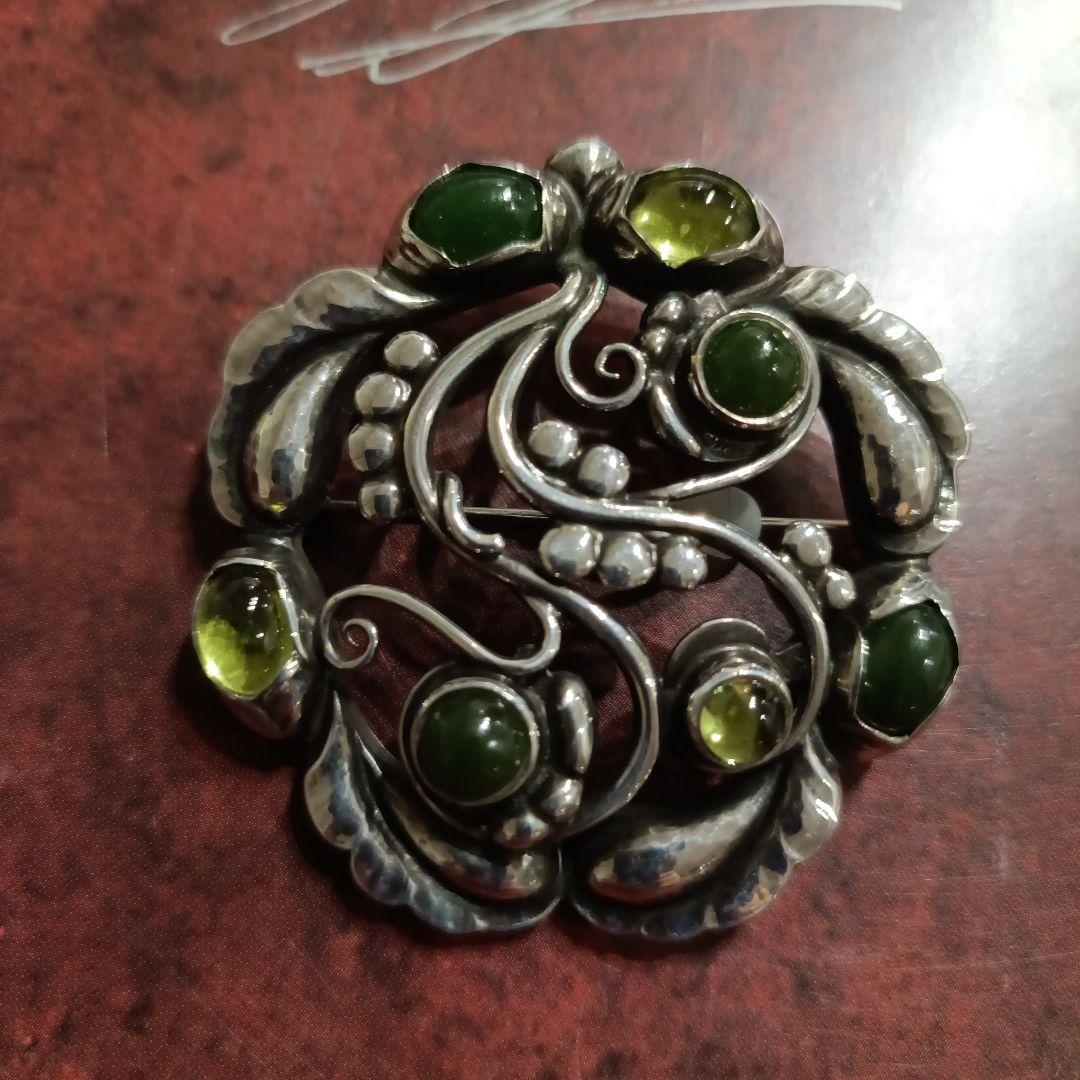 大振り☆美品　GEROGブローチ 緑系2色 ブローチ #159
