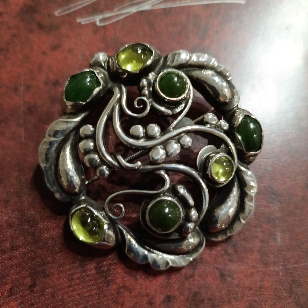 大振り☆美品　GEROGブローチ 緑系2色 ブローチ #159