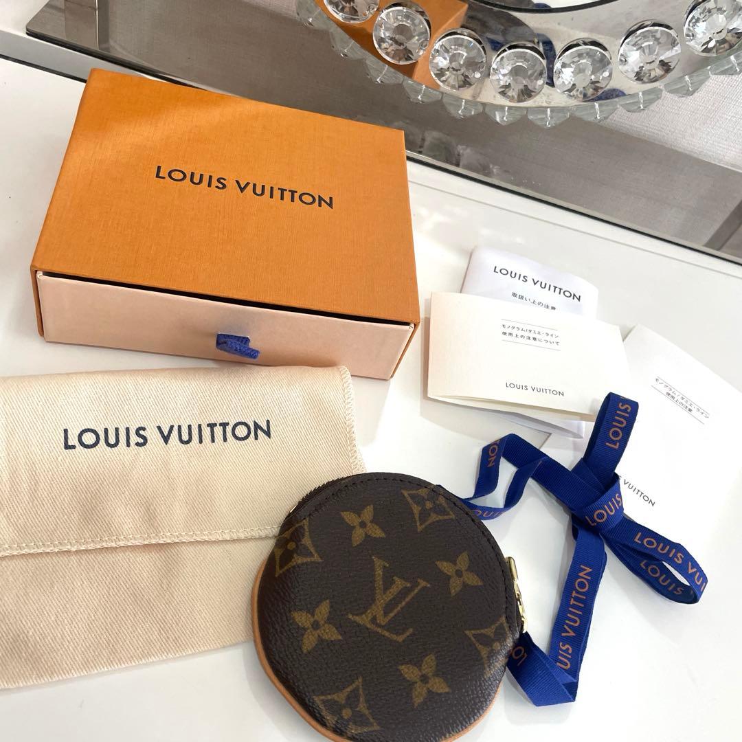 ╰(*´︶`*)╯ルイヴィトン 入れ　モノグラム