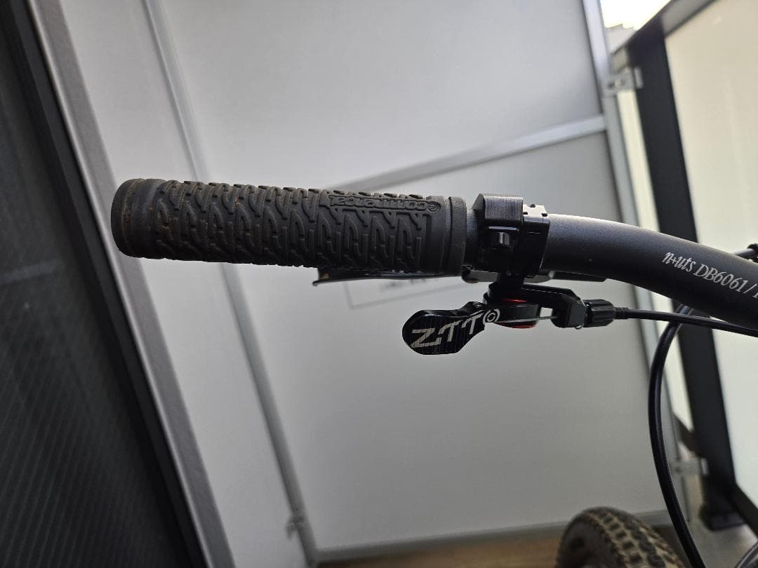 コメンサル フルサスMTB 26インチ Sサイズ