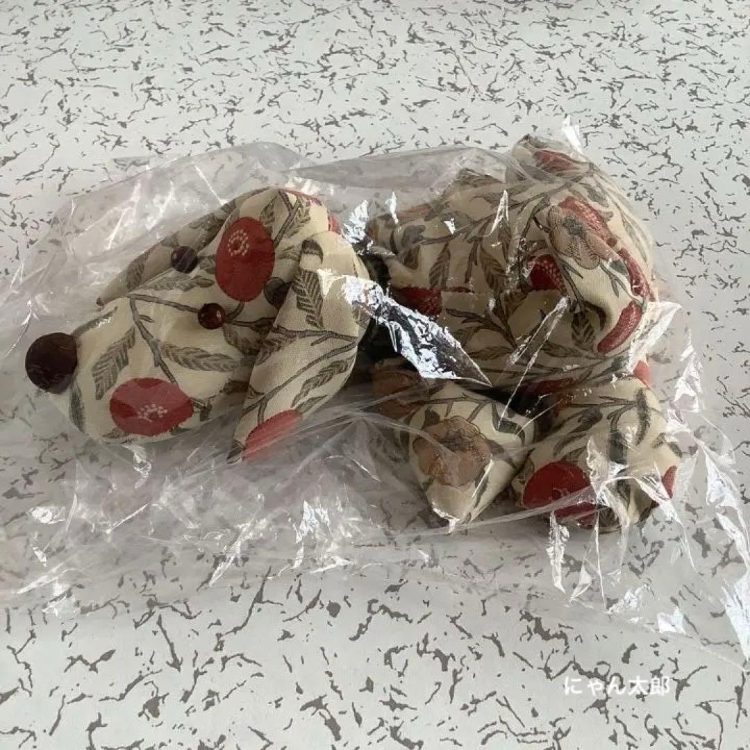 ウィリアムモリス　ぬいぐるみ　犬　William Morris フルーツ