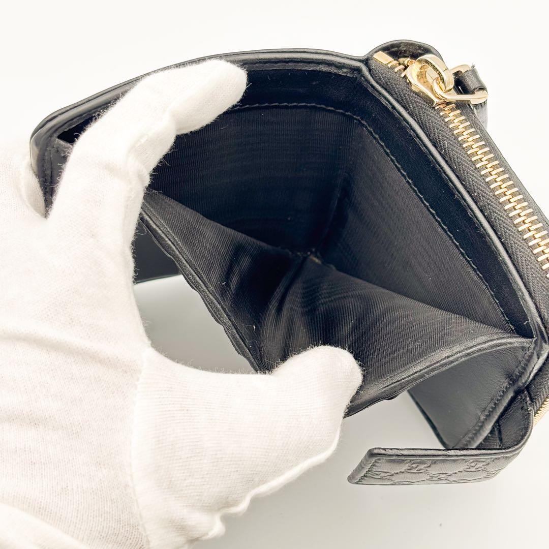 GUCCI　二つ折り 財布　マイクロ グッチ シマ　ラウンドファスナー