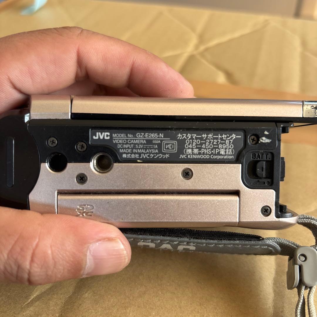 JVC Everio ビデオカメラ 32GB