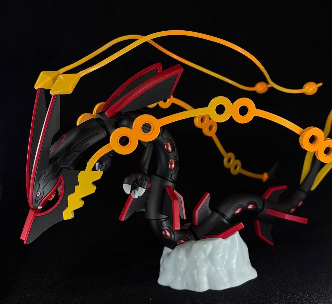 ポケプラ メガレックウザ 色違い 塗装完成品