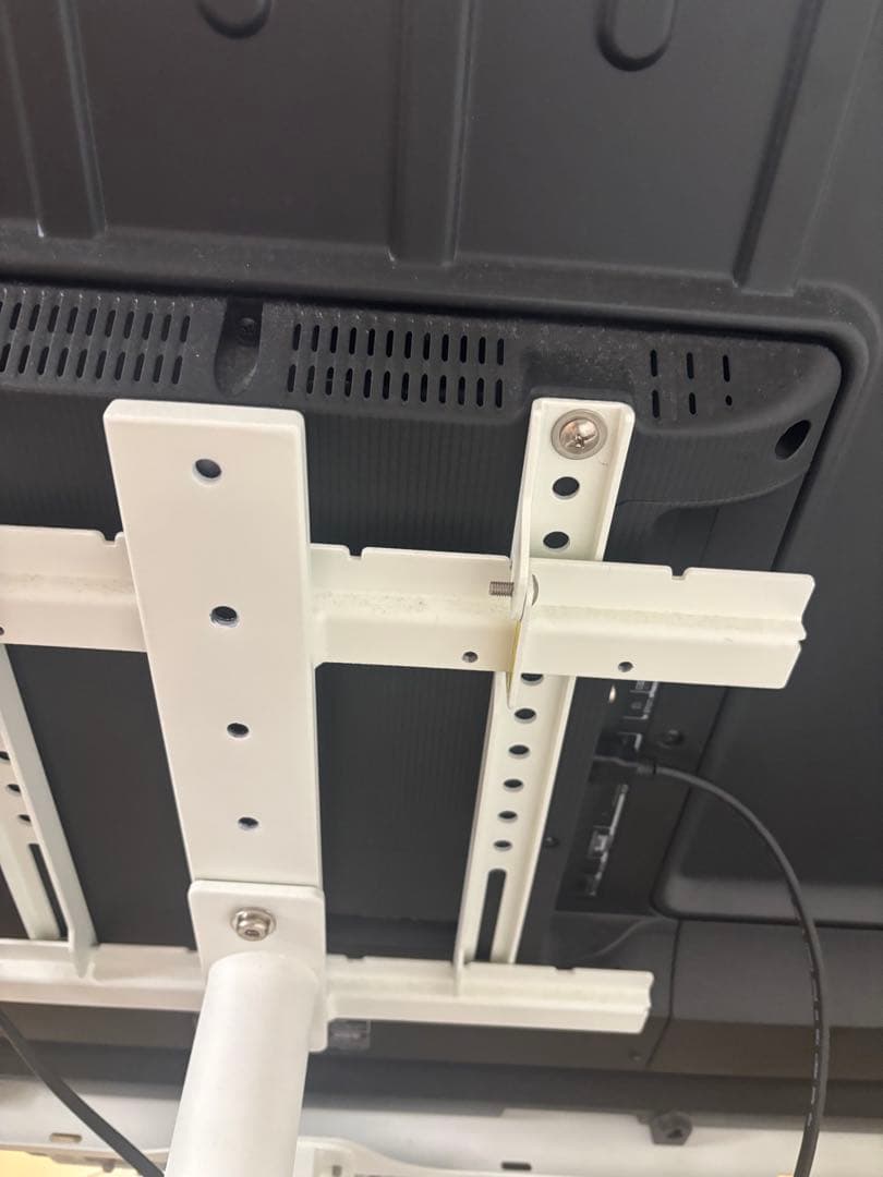 1日限定値下げ！WALL A2 テレビスタンド ロータイプ