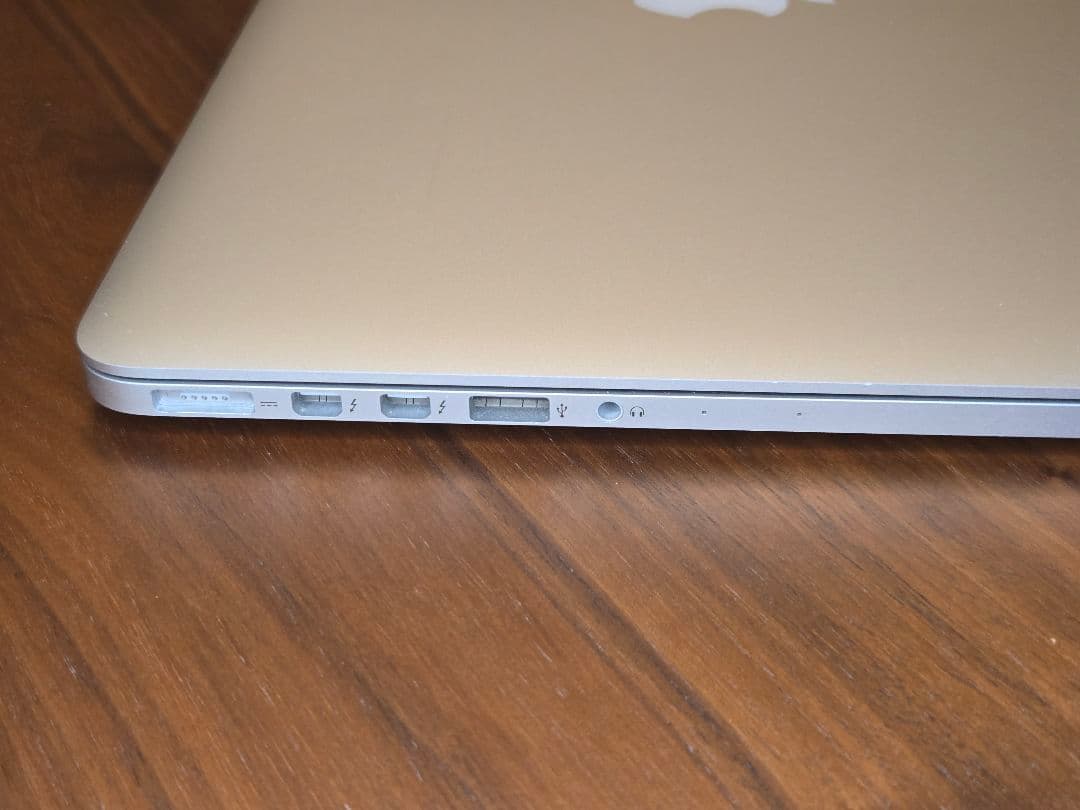 MacBook本体 Macbook pro Late 2013 windows 10