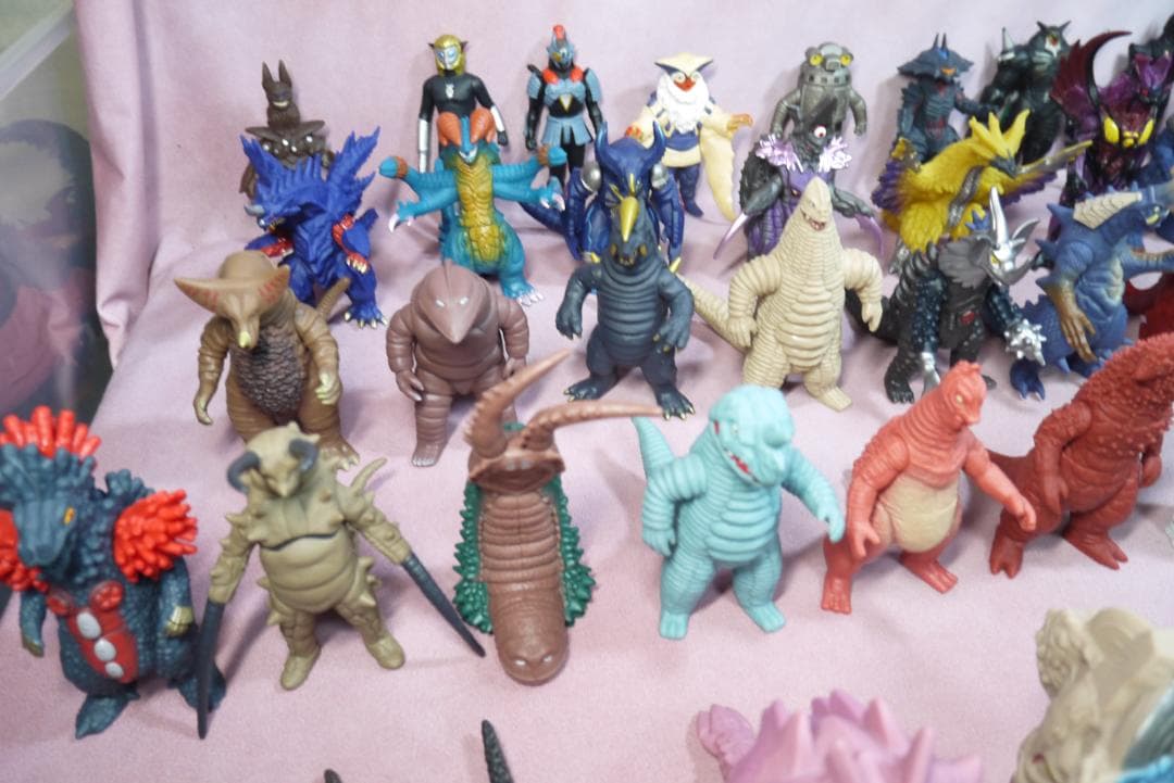 ウルトラ怪獣シリーズ500　怪獣ソフビ　65体