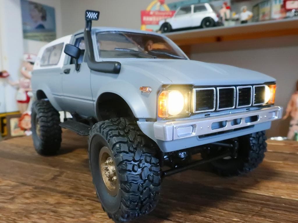 トヨタ ハイラックス クローラーラジコン RC 世田谷ベース 仕様 カスタム