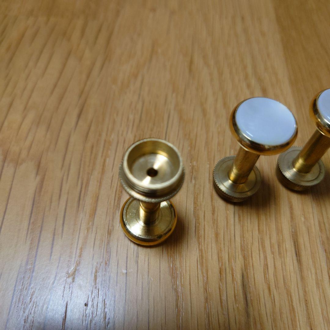 トランペット ピストンボタン　貝　と軸