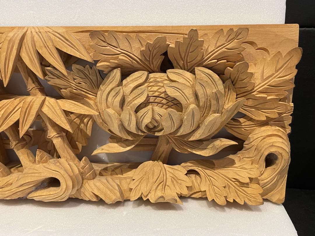 欄間　桜　菊　飾り　置物　住まい　美術品　アンティーク　コレクション