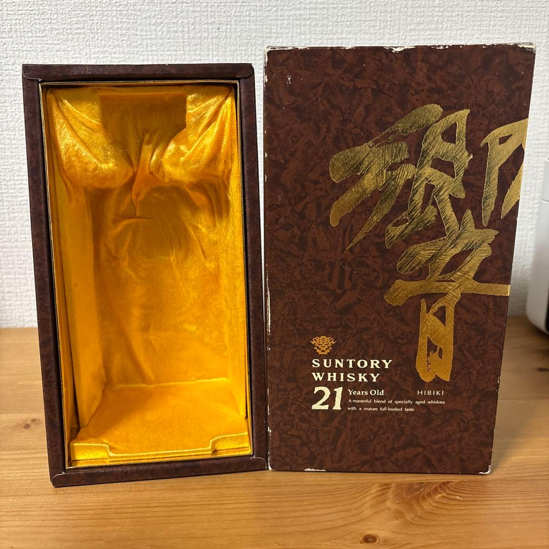 サントリーウイスキー　響21年　旧ボトル　金キャップ　裏ゴールドラベル　箱付き