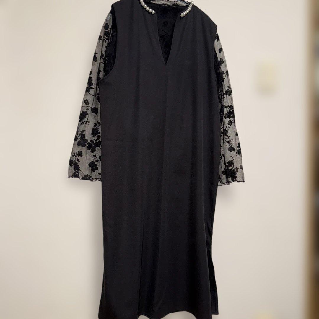 lumier リュミエ パールデザインキー・ネックワンピース　シアートップス　黒