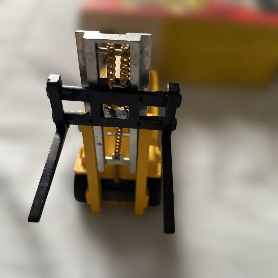 ミニカー Tekno Lift Truck 864