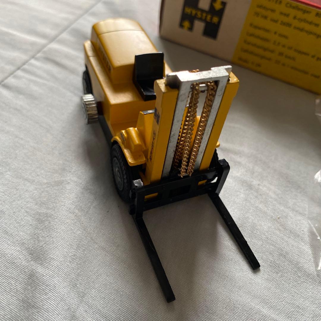 ミニカー Tekno Lift Truck 864