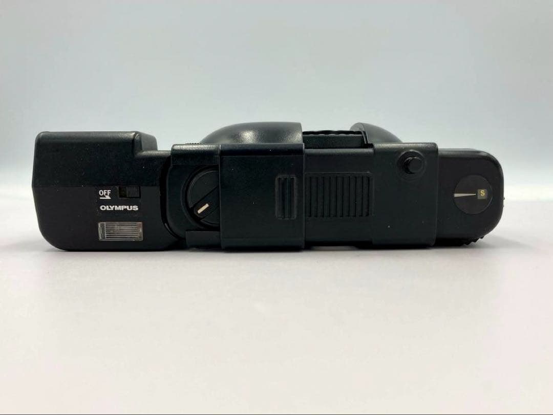 【完動品/返品保証】Olympus XA1 + A9M・フィルムカメラ