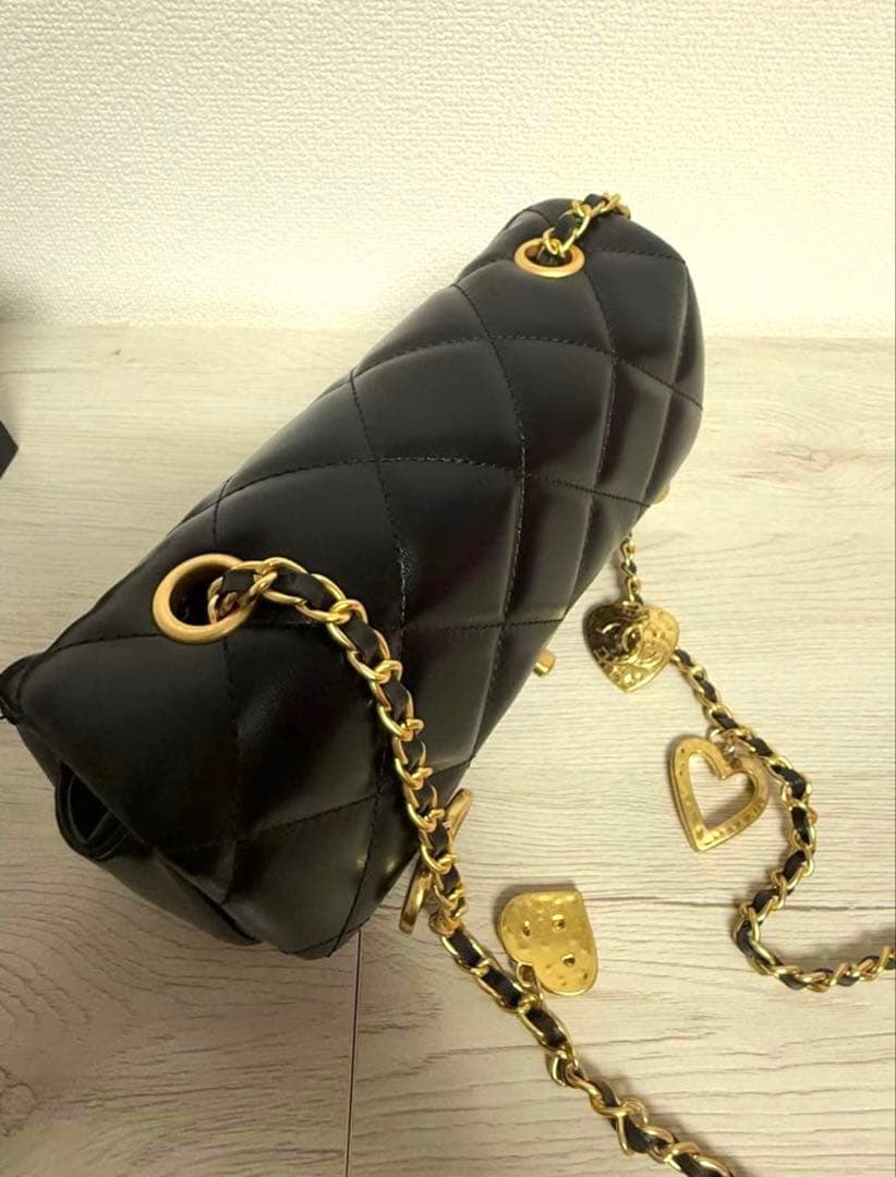 CHANEL キルティングショルダーバッグ ハートチェーン ノベルティ