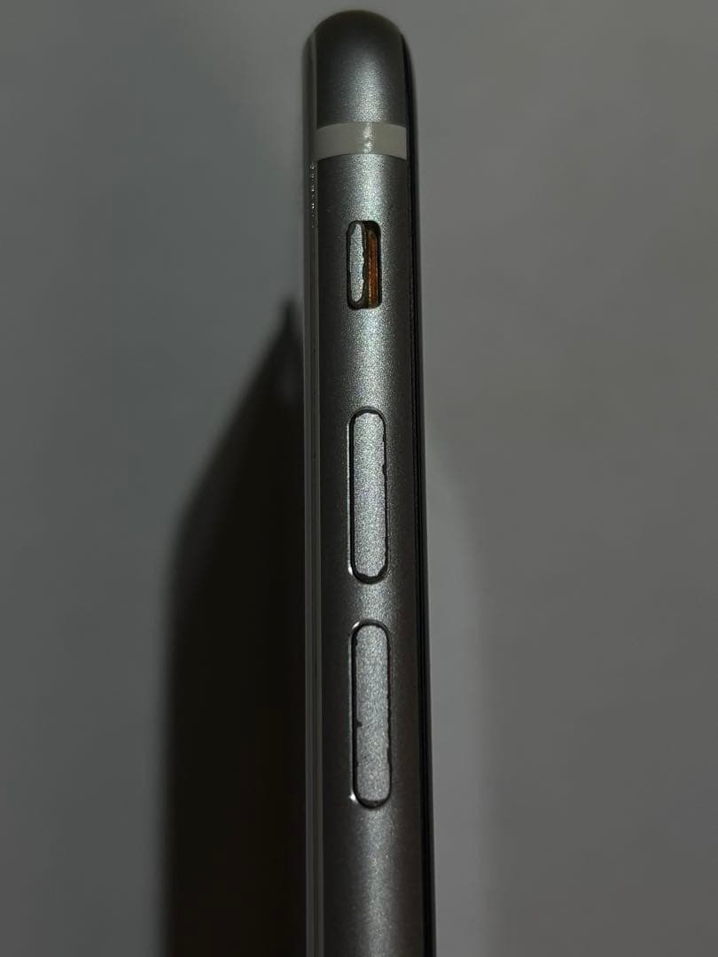 Apple iPhone SE (第2世代) シルバー 本体　ジャンク