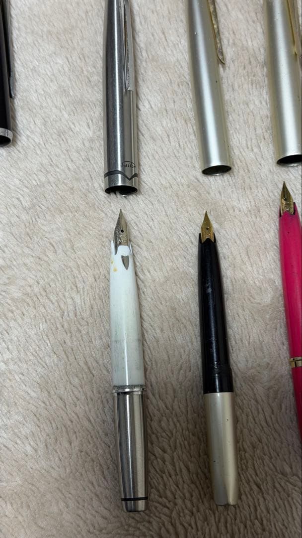 万年筆11本セット：18金2本、14金3本、デスクペン2本、ボールペン1本