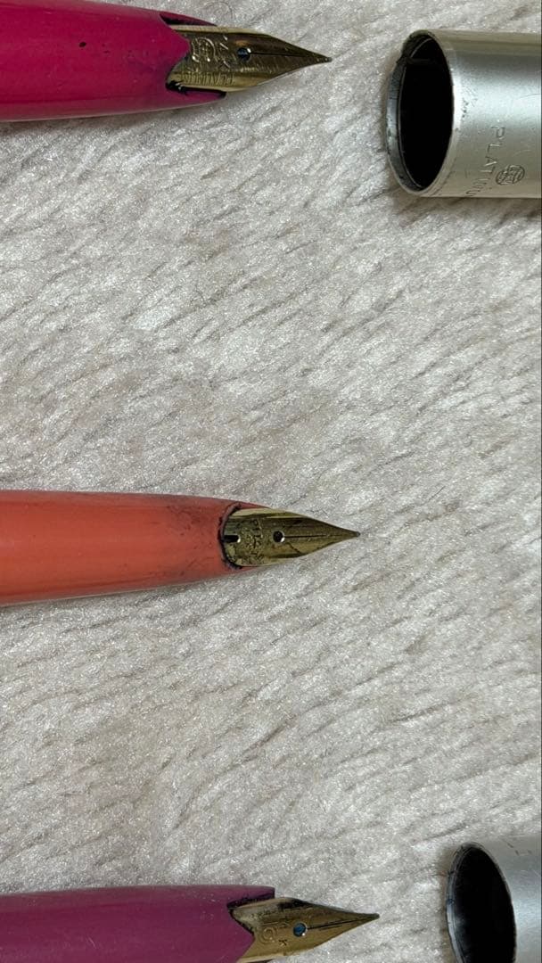 万年筆11本セット：18金2本、14金3本、デスクペン2本、ボールペン1本