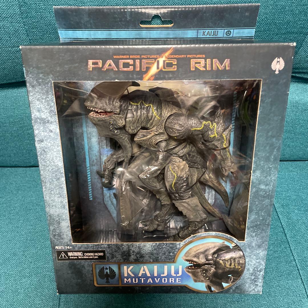 パシフィック・リム　フィギュア　KAIJU MUTAVORE ネカ　NECA