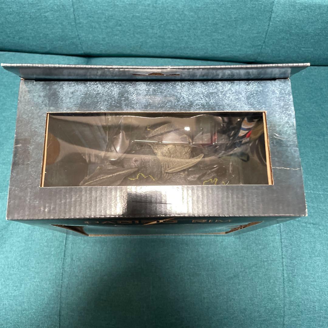 パシフィック・リム　フィギュア　KAIJU MUTAVORE ネカ　NECA
