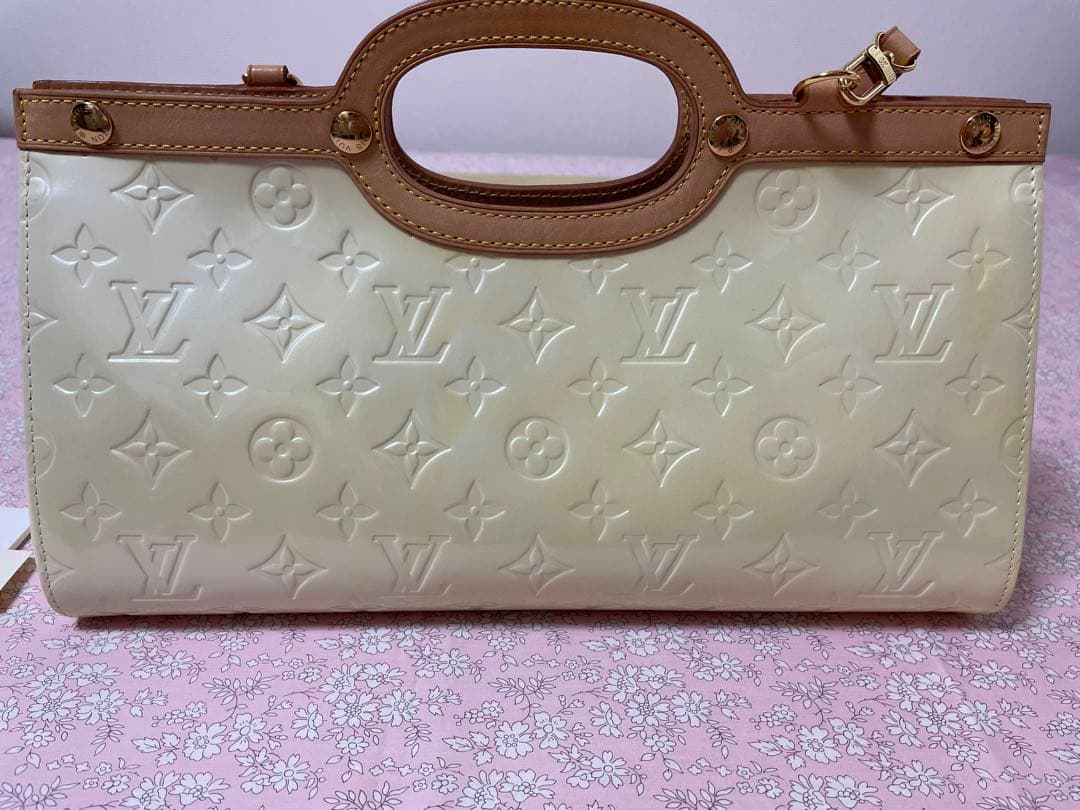 ルイヴィトン　モノグラムヴェルニ　ロクスバリードライブ