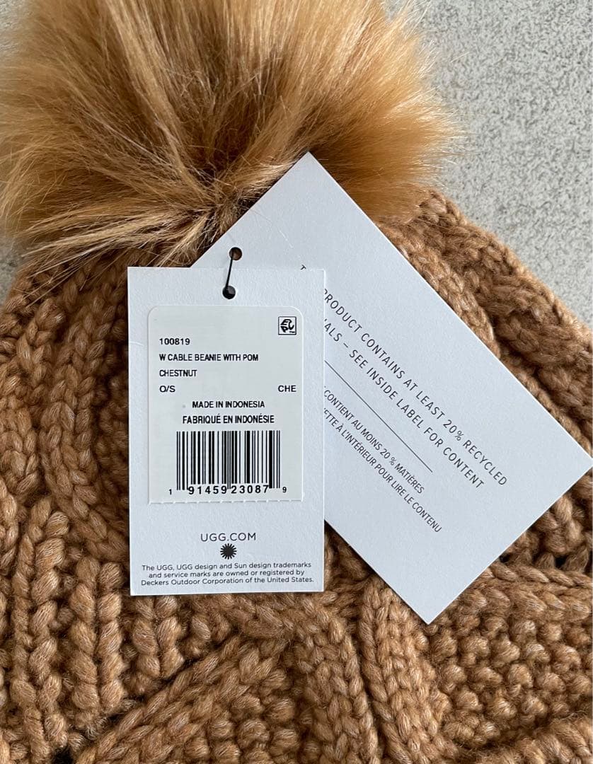 【未使用品】 UGG ケーブル ビーニー ニット帽 ポンポン付き キャメル