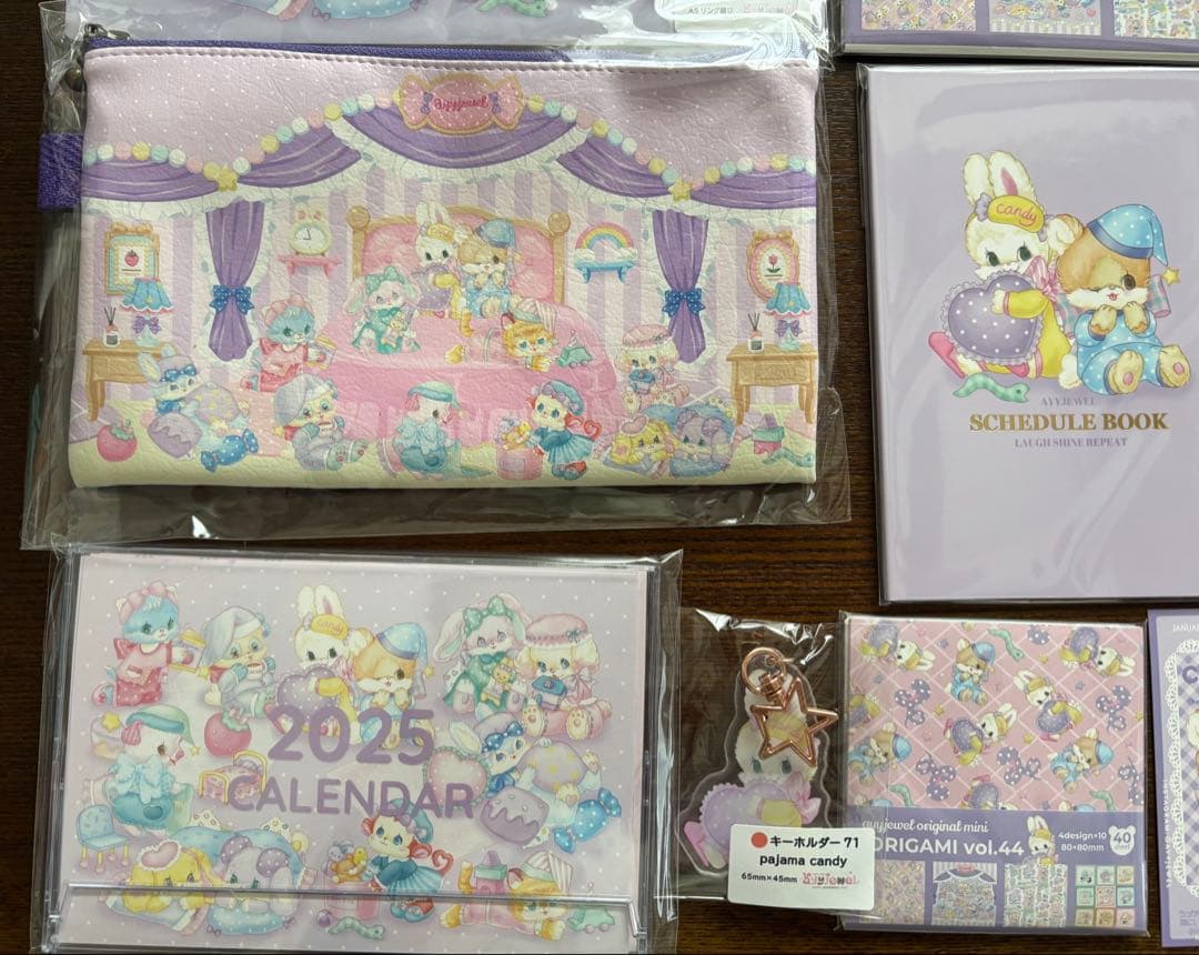ayyjewel HAPPY BOX 2025 パジャマパーティ