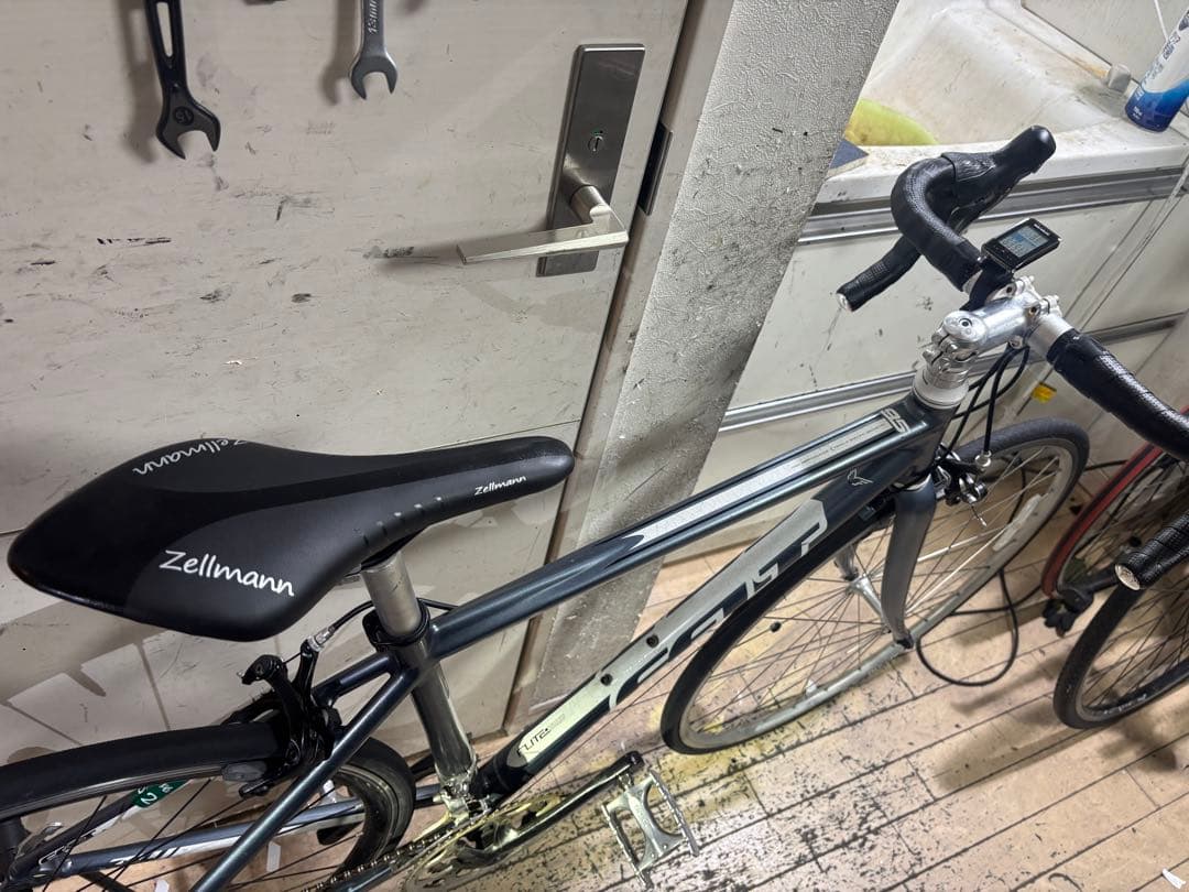 FELT フェルトロードバイク コンポ105