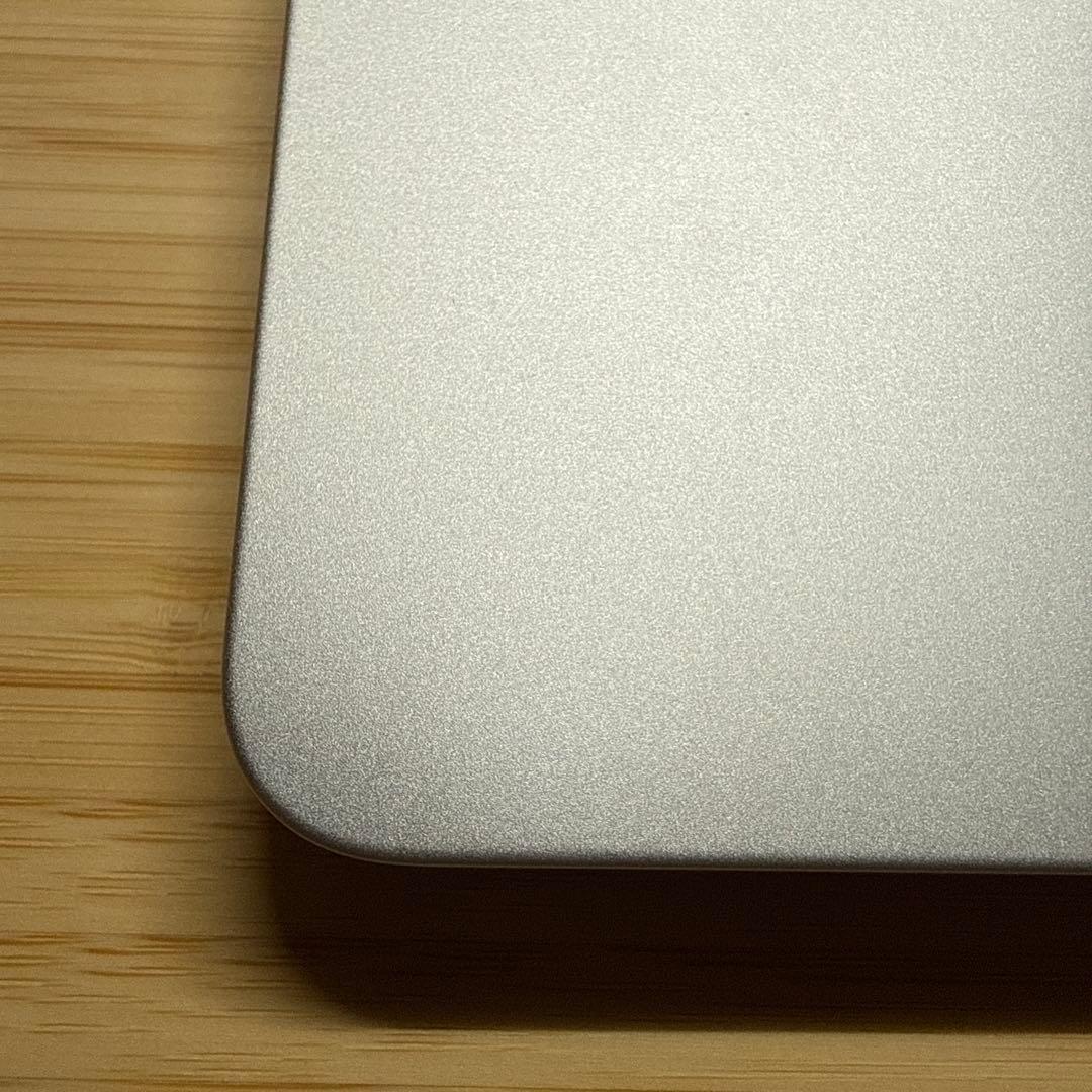 Apple MacBook Air M2シルバー 本体 SSD256GB