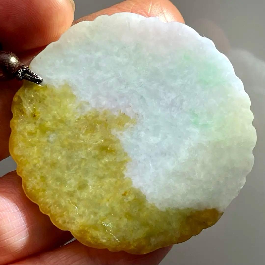 鑑別付 本翡翠 硬玉 A 龍神 招財 彫刻 ペンダント 15.5g 翡翠 一点物