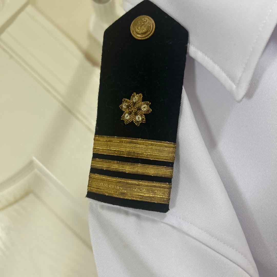 海上自衛隊　幹部第3種夏服