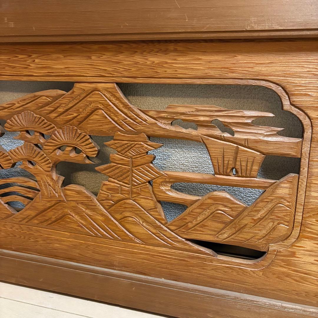 欄間　芸術　木製彫刻アートパネル　松の木　城