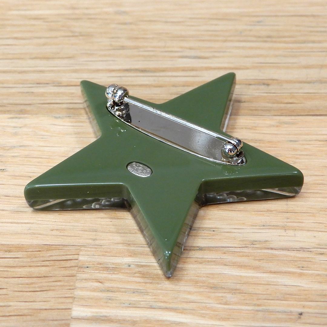 超美品 シャネル スター 星 ブローチ レジン ココマーク カーキ 17C