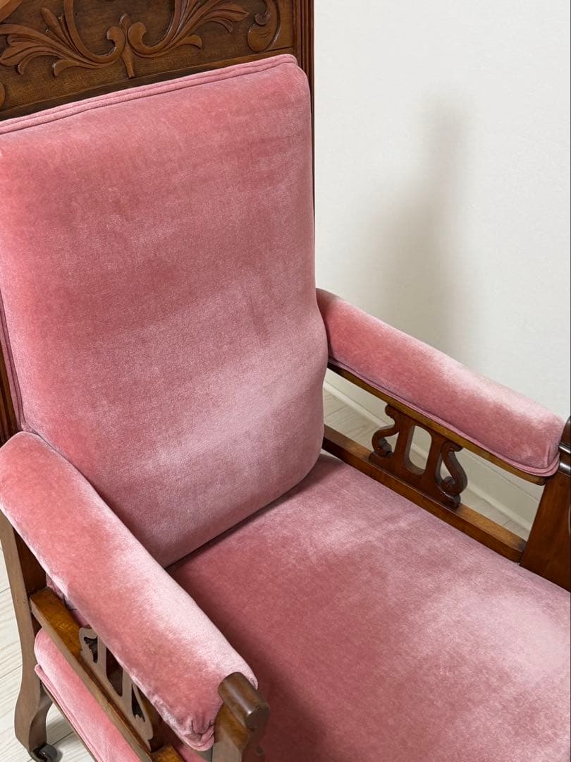 アンティーク調 1人掛けチェア／アームチェア（ピンクベロア×木製フレーム）