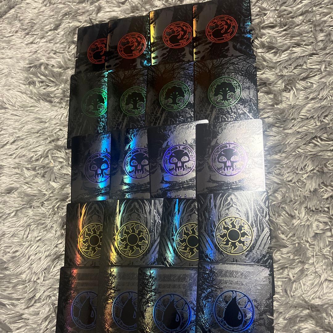 MTG オイルスリックFoil 　平地　島　沼　山　森　各4枚ずつ