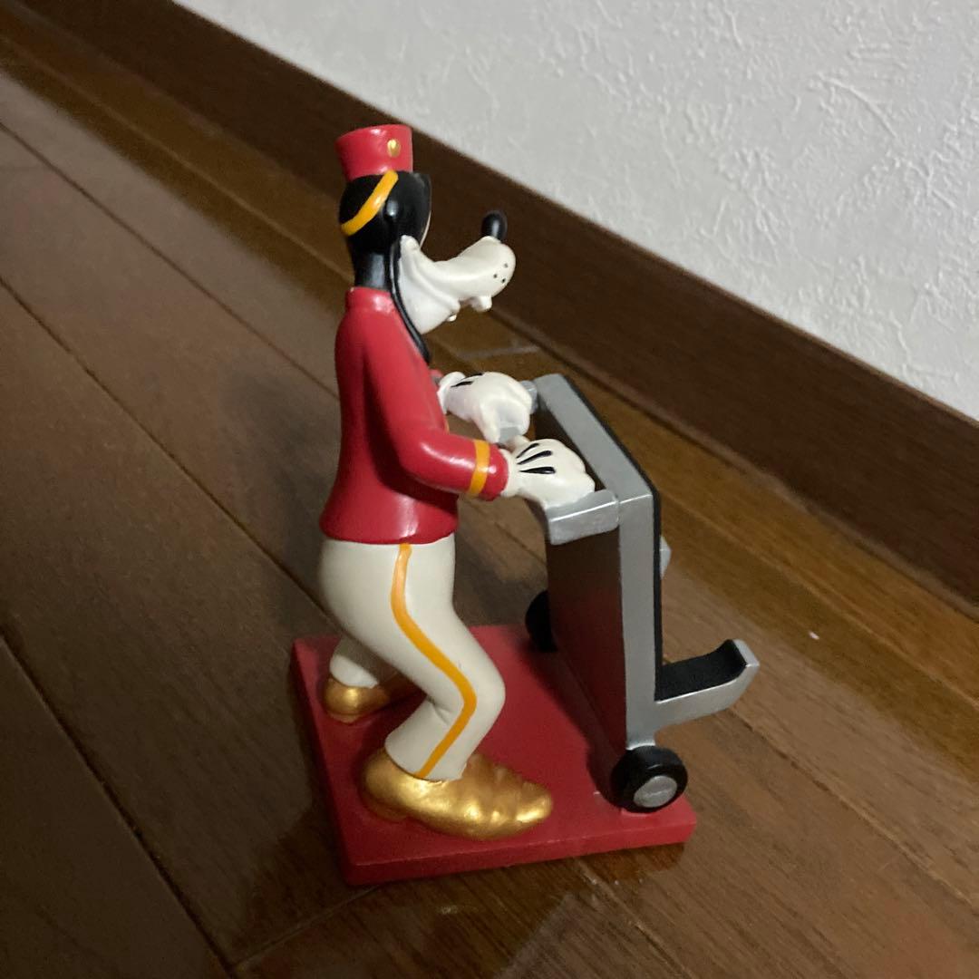 ロジャーラビット　ベニーザキャブ　メディコムトイ　グーフィスマホ台　フィギュア